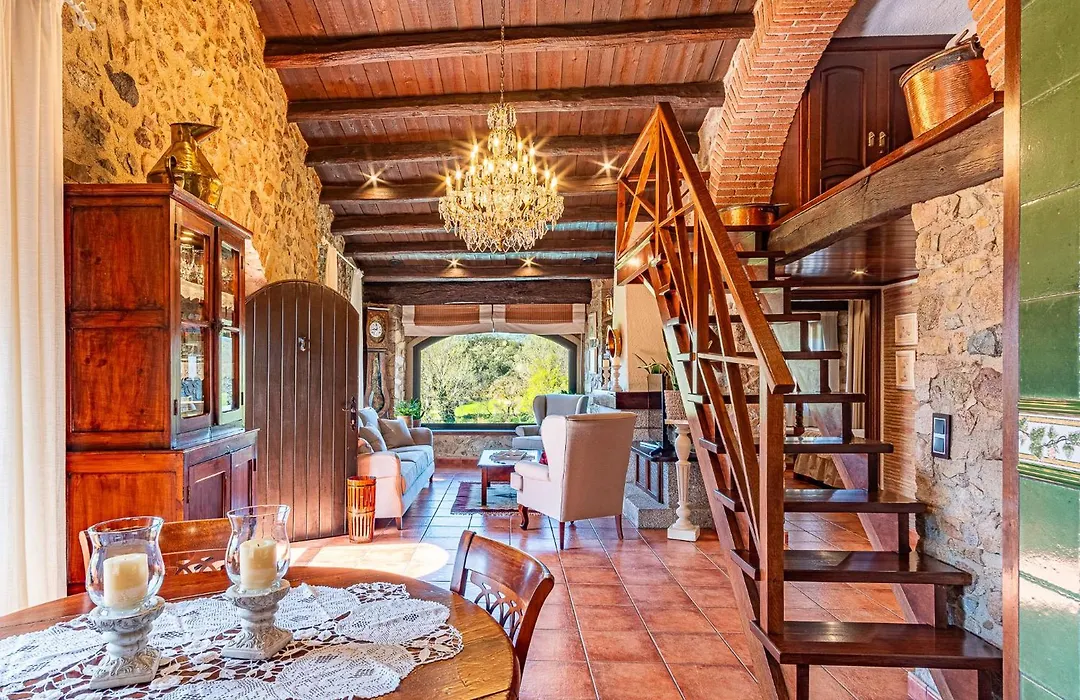 Cal Bisbe, Your Rural Holiday Home-1